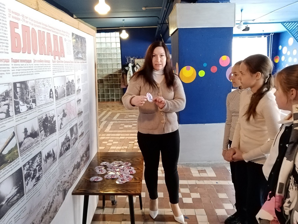 Акция «Блокадная ласточка», посвященная 80-й годовщине полного освобождения Ленинграда от фашистской блокады